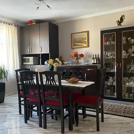 Emiljano's House Appartement *